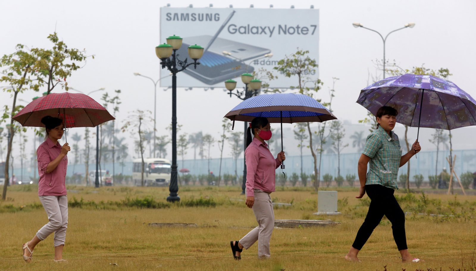 Samsung allegedly exposed workers to toxic chemicals, says ...