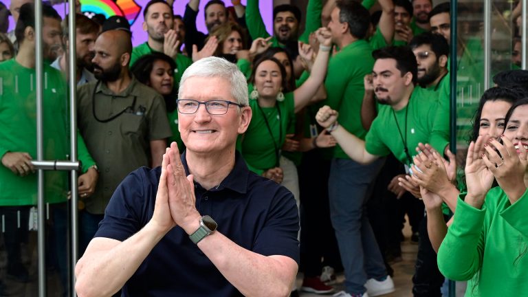A photo of Apple Inc. CEO, Tim Cook, at the Apple store opening in India.